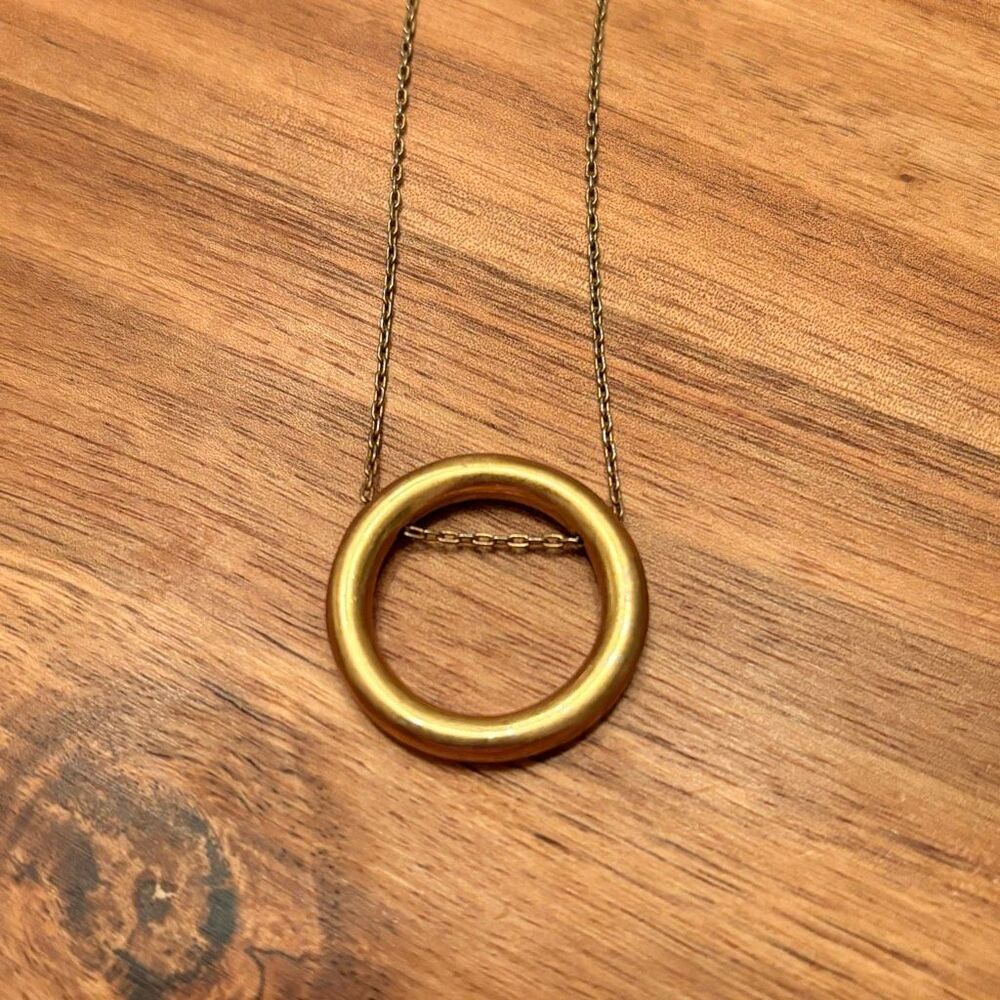 Madewell | Minimalist Circular Pendant Necklace | 26” Adjustable